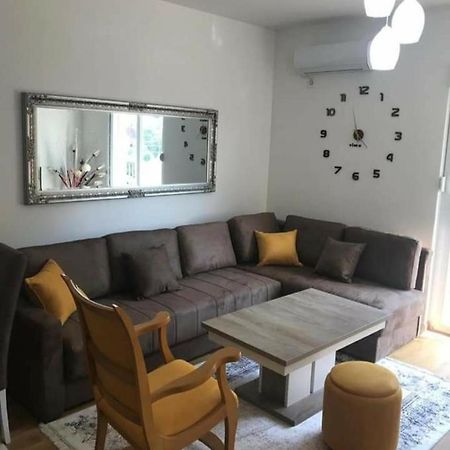 Kenza Jednosobni Stanovi Apartment Podgorica Bagian luar foto