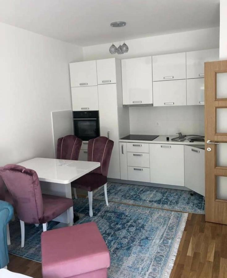 Kenza Jednosobni Stanovi Apartment Podgorica Bagian luar foto