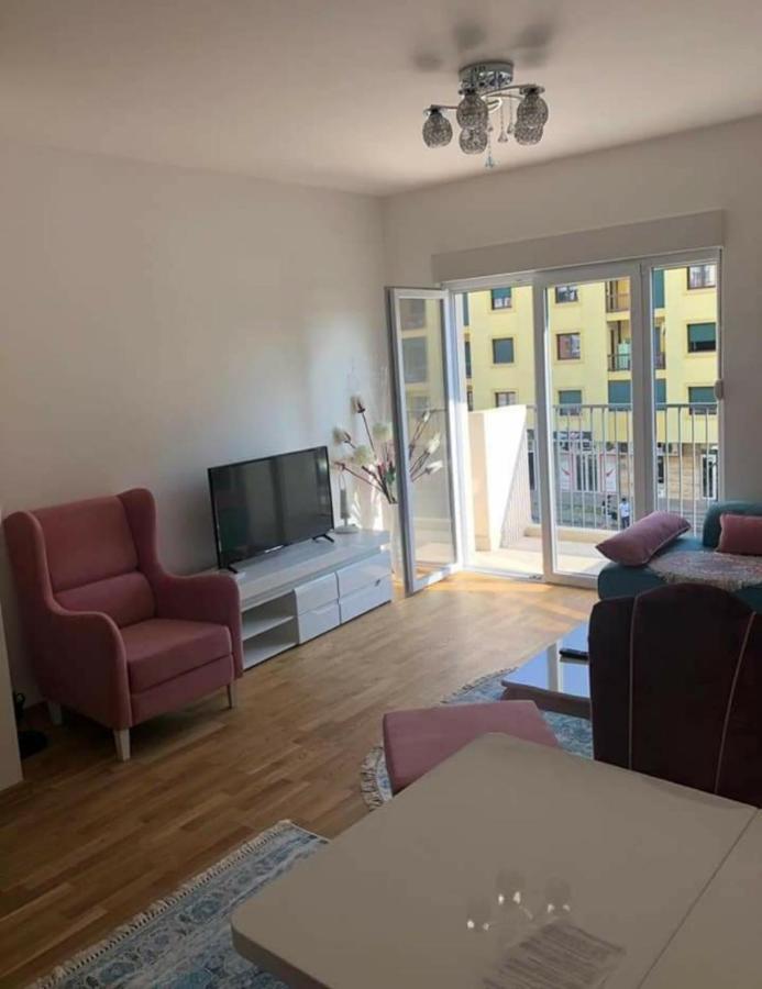Kenza Jednosobni Stanovi Apartment Podgorica Bagian luar foto