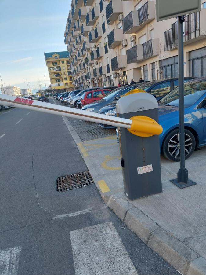 Kenza Jednosobni Stanovi Apartment Podgorica Bagian luar foto